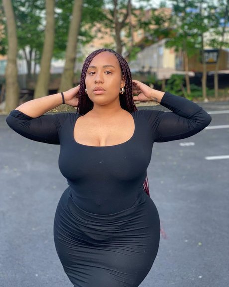 Kathrynn Marie perfekte pornografische fotos