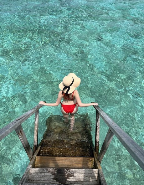 vleafnin nackte foto