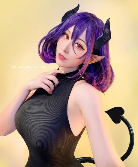 Larissa Rochefort erotische nacktheit bild