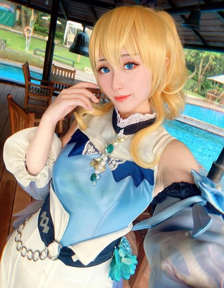 Larissa Rochefort sexy erwachsene archiv