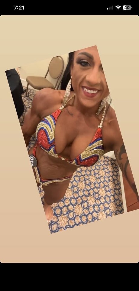 bree physique ifbbpro Bilder