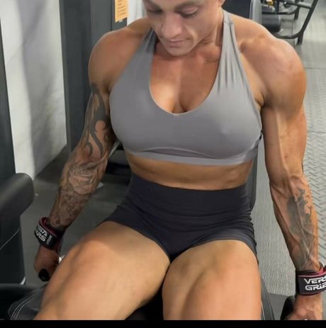 bree physique ifbbpro porno kunst bild