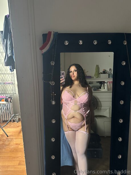 TS Baddie schauspielerin bild