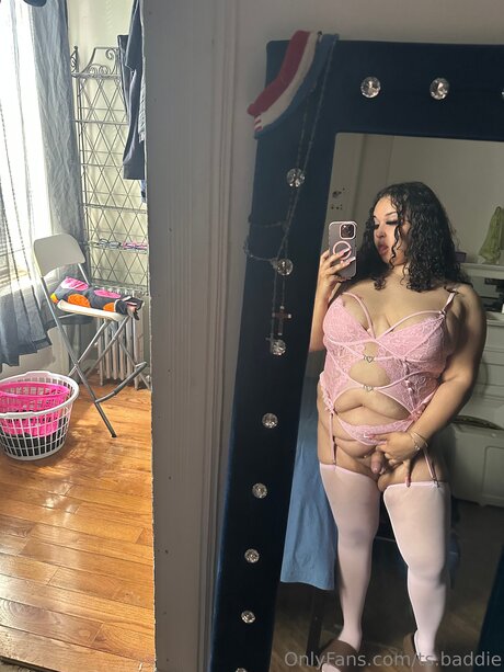 TS Baddie sexy nette bild