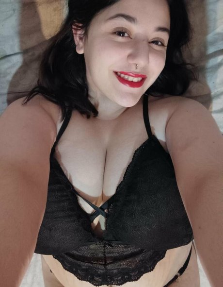 sweetybeluu nackte galerie