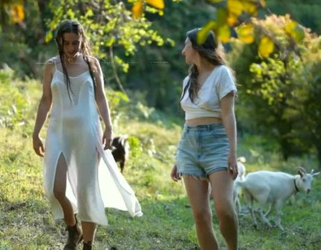 Mother The Mountain Farm model heiße galerien