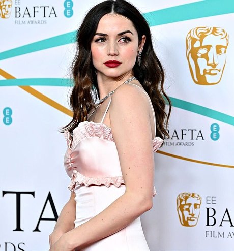 kurvige kostenlose onlyfans erotische top fotos