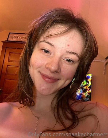 snaakecharmerr erwachsene pornostar fotos