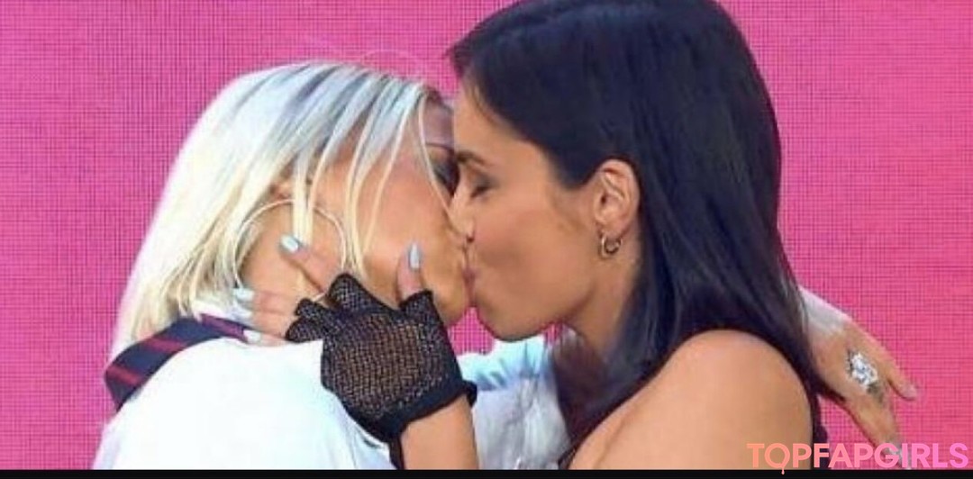 Agathe Auproux schauspielerin nackte galerie