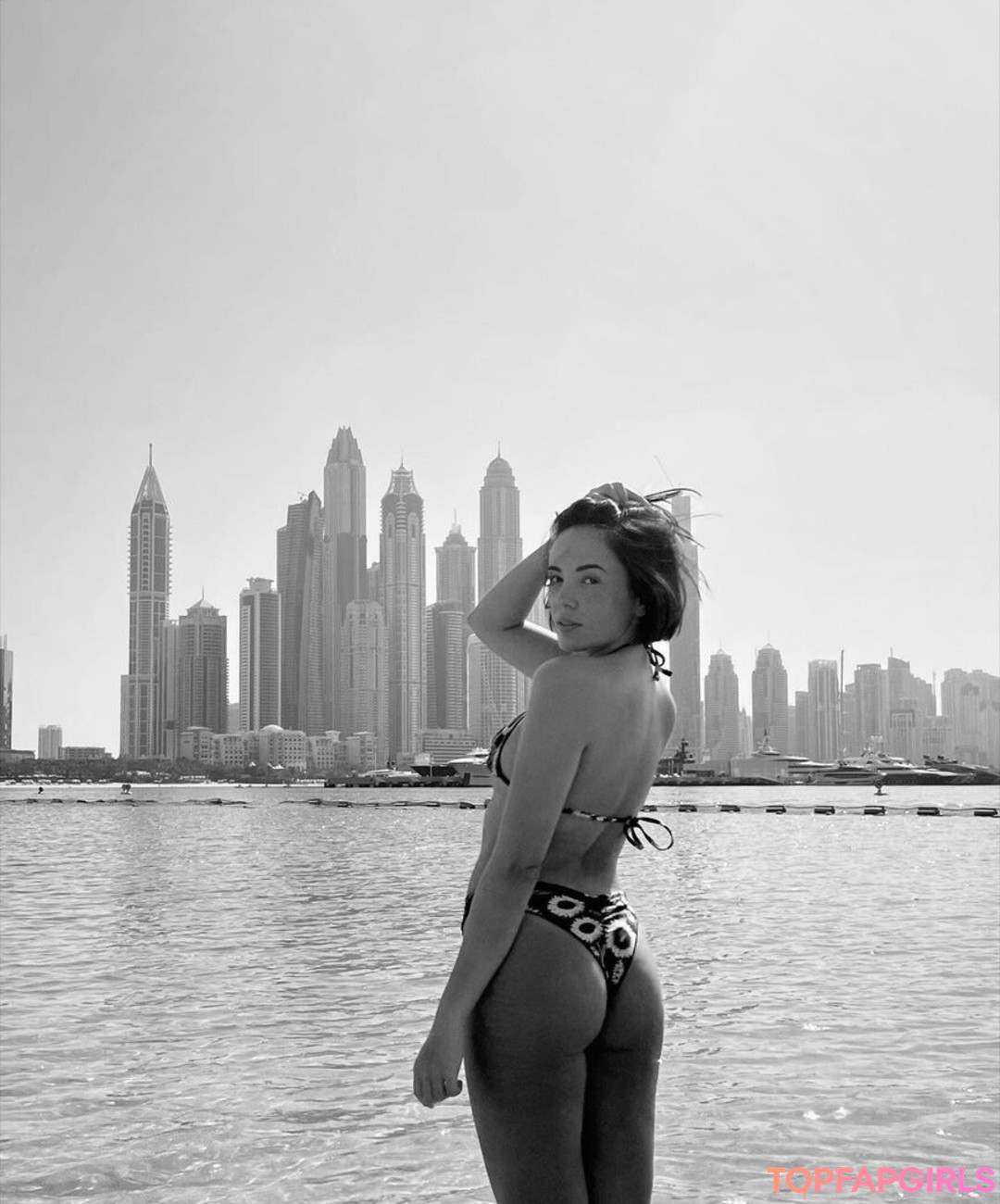 Agathe Auproux freie erotische fotos