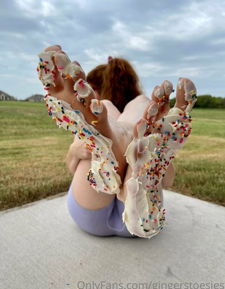 Gingerstoesies erotische akt galerien