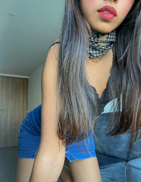 lust for luna schauspielerin perfekte bilder