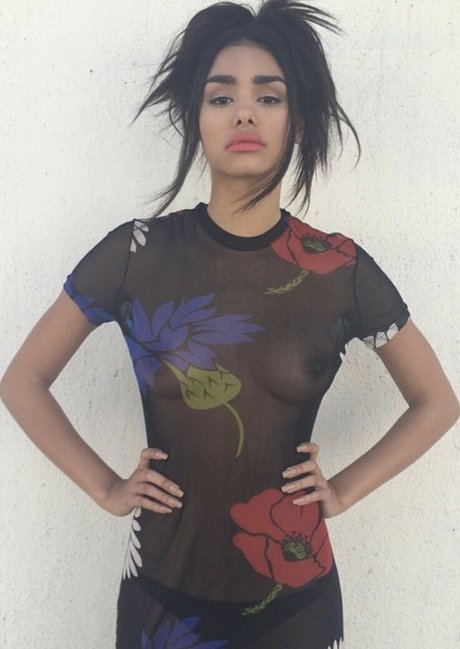 Naressa Valdez hd erwachsene galerie