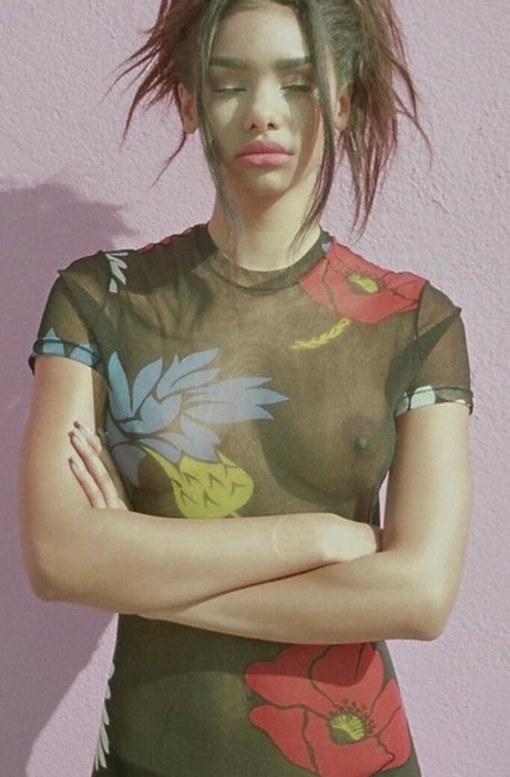 Naressa Valdez sexy porno galerien