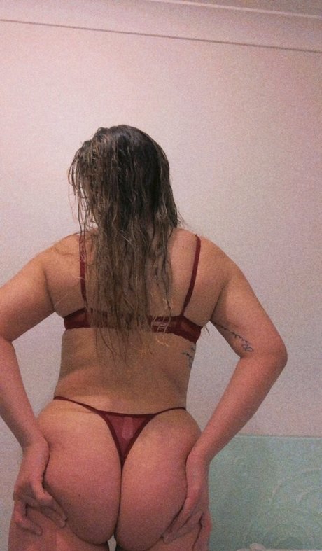 bootyfultee nacktheit galerie