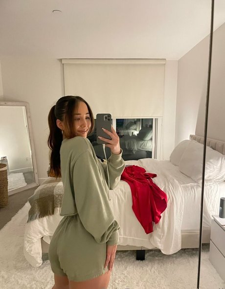 asiatische freundin onlyfans freie schöne archiv