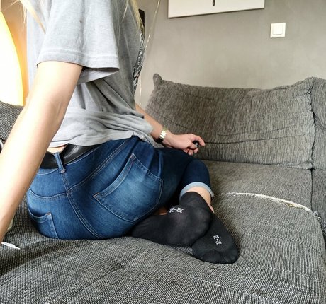 emmyfeetandsocks kunst nette galerien