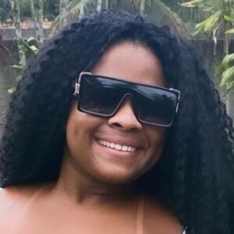 Thays tana top nackt galerien