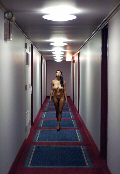 devithemodel exklusive kunst bilder