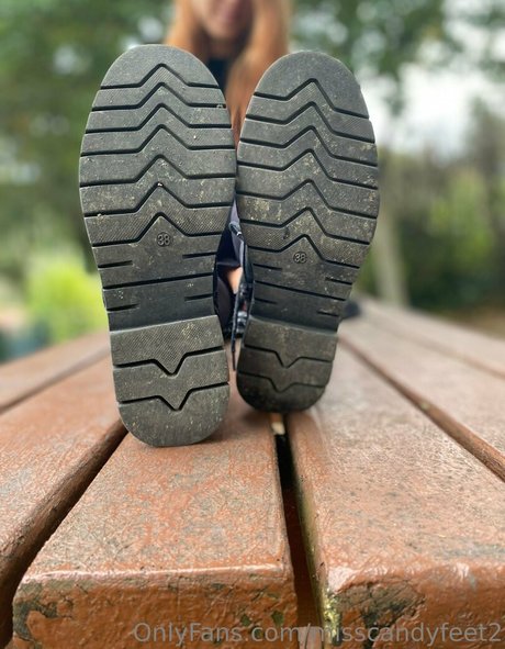 misscandyfeet2 nackt top archiv