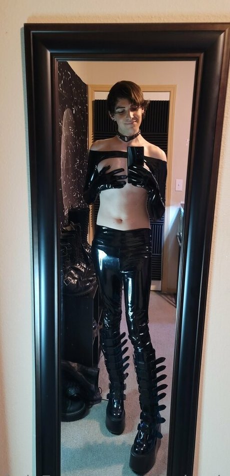 matteleather xxx pornographische foto