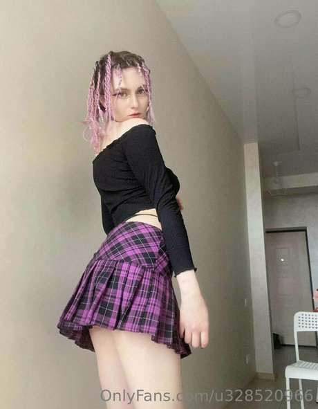 leilaagrace schauspielerin erwachsene fotos