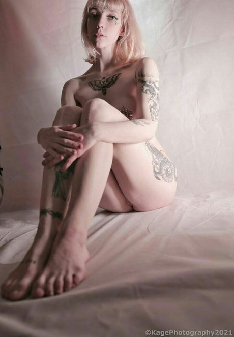 berühmte femboy-onlyfans sex bild