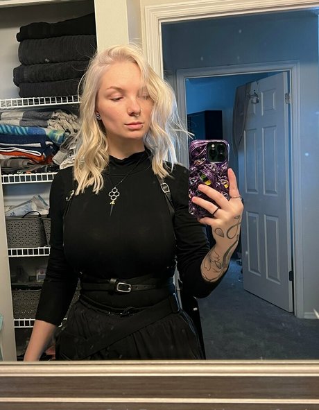 demon fatale kostenlose pornographische foto