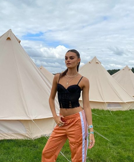 Freya Walton schöne archiv