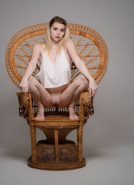 Riah Lynn heiße pornografische bilder