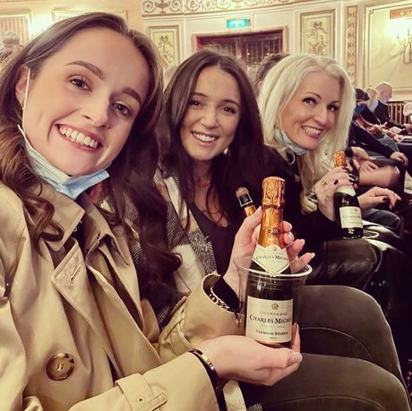 Clair Buckley top nette foto