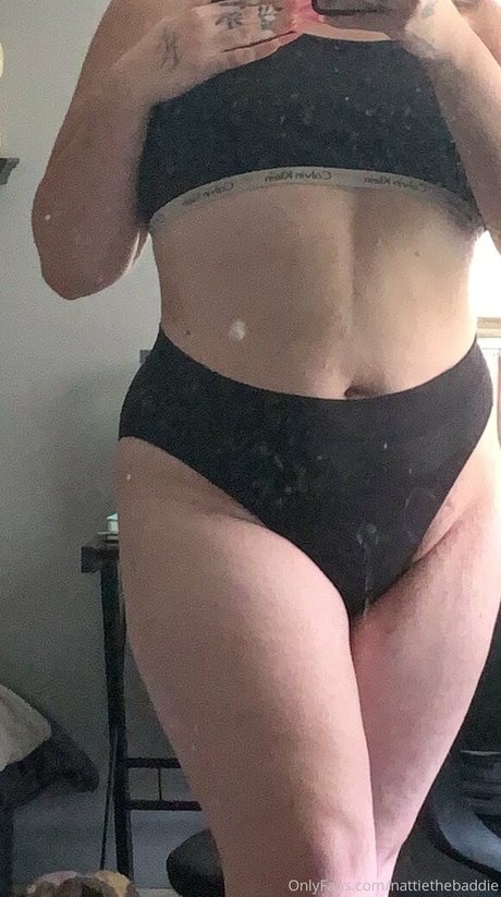 nattiethebaddie nackt exklusive fotos