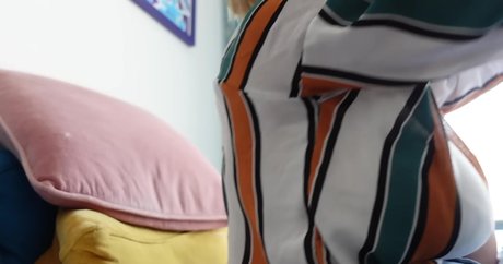 Hannah Witton sexy kunst galerien