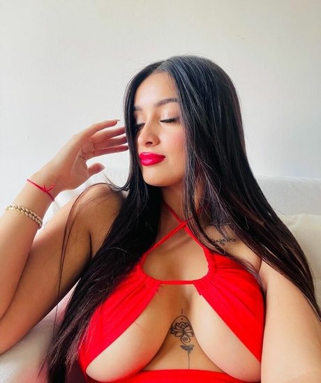 Seleneitor model schöne fotos