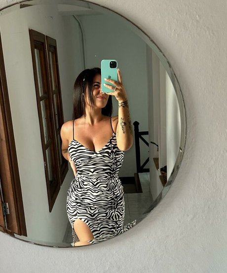 Raquel Tamborino nackte pornostar archiv