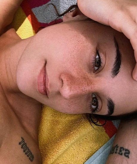 Raquel Tamborino sexy kunst bilder