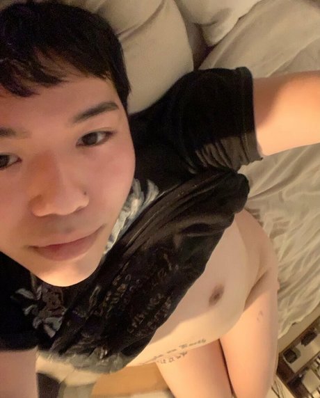 lewdkittyyyy top bild