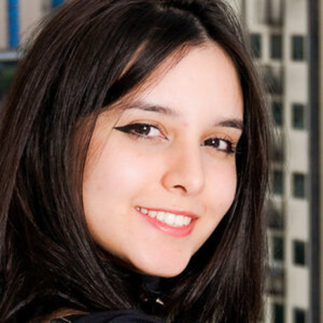 Hellen Duarte sexy foto