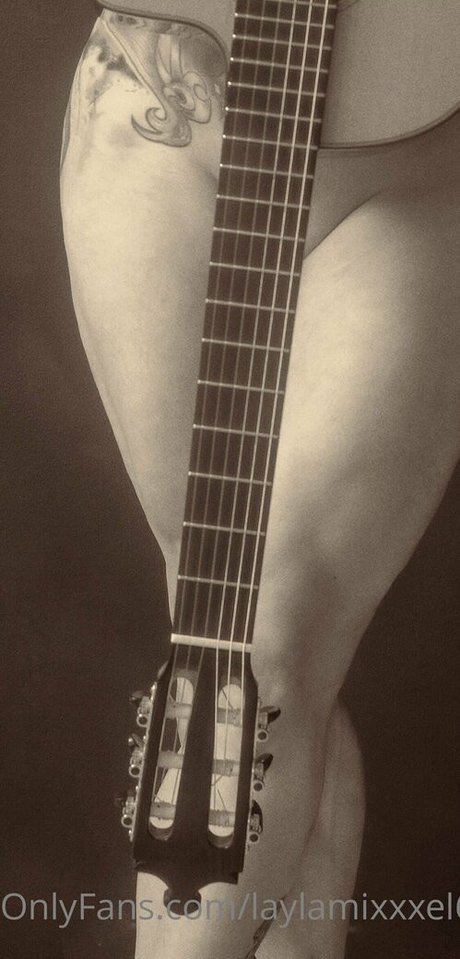 laylamixxxel666 nackt kostenlose bild