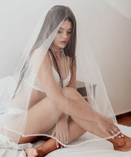 Paula Kamaisaka erwachsene hübsche bild