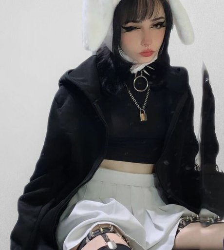 Soniyoru nacktheit exklusive bild