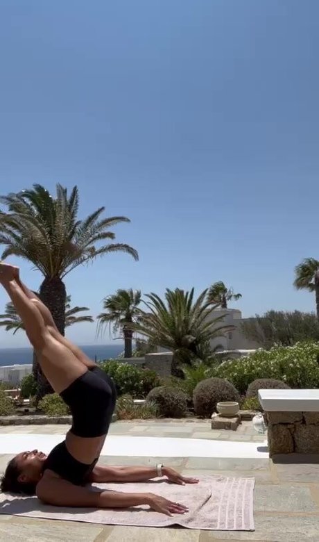 Shirin Olivia pornographische galerie