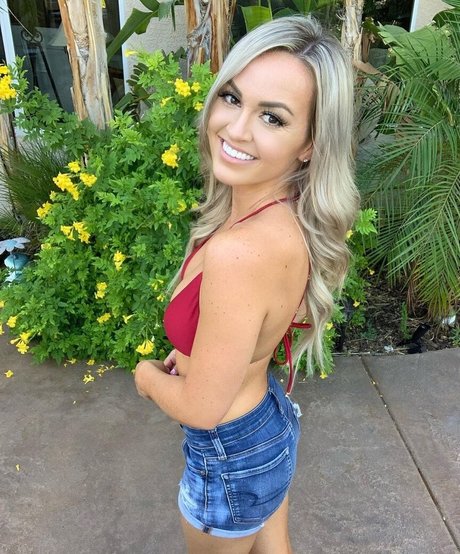 Ashley Freiberg exklusive nacktheit bilder