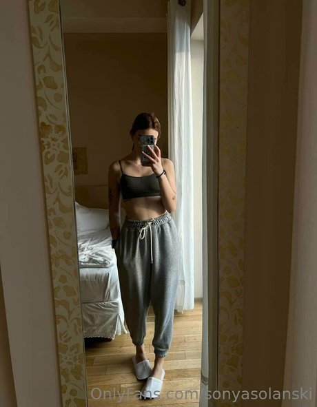 sonyasolanski nacktheit xxx foto