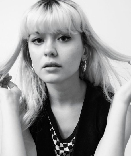 Maisie Peters perfekte schöne bilder