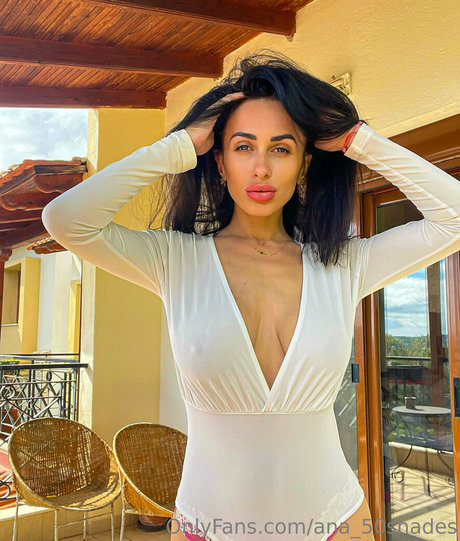 ana 50shades pornostar perfekte foto