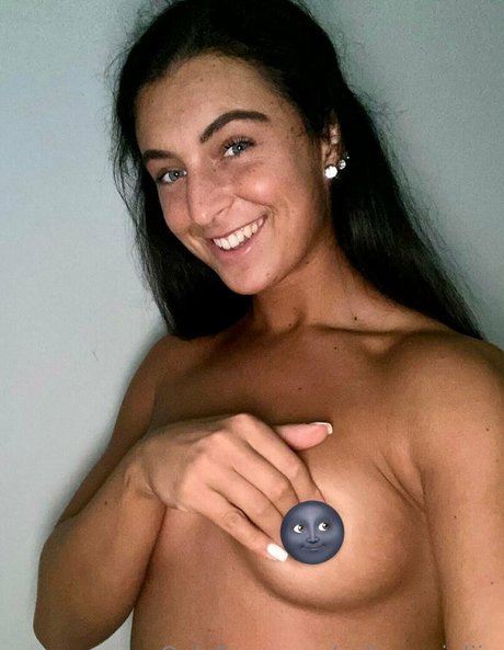 call me juliia exklusive nackten bilder