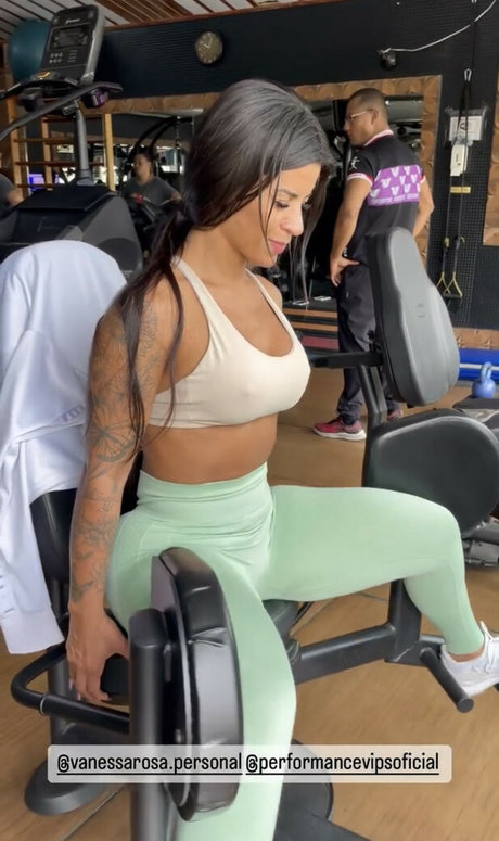 Aline Carvalho erwachsene nette fotos