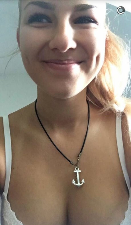 ikdiablita schauspielerin sexy fotos