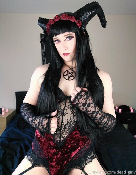 dead girly sexy hd archiv